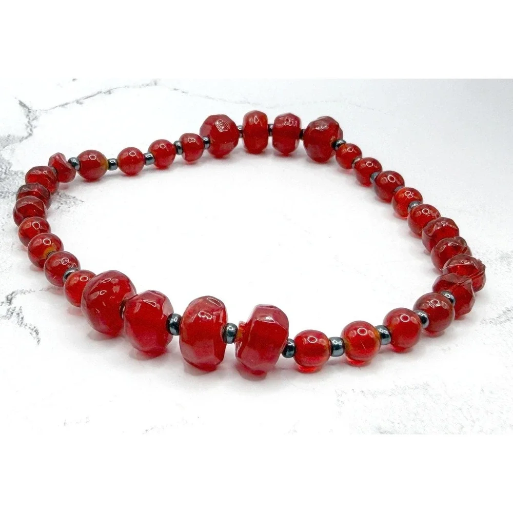 Red Glass Bead Stretch‎ Bracelet Feminine Gunmetal Spacer Stackable 7.75